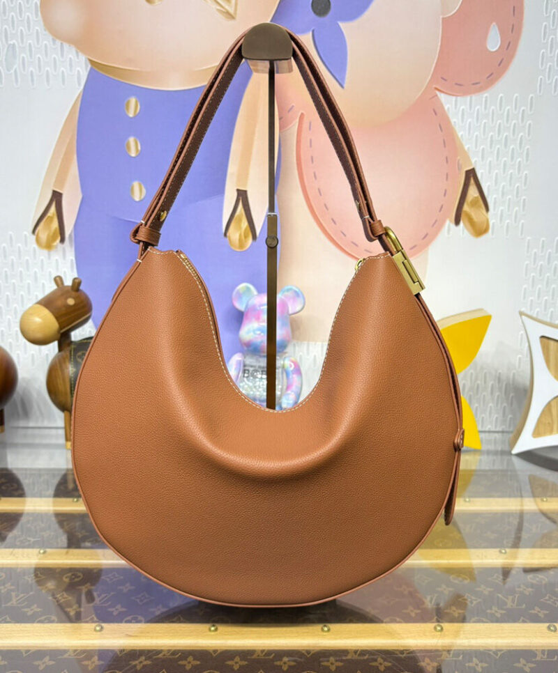 Louis Vuitton Low Key Cookie MM M14417 M14642